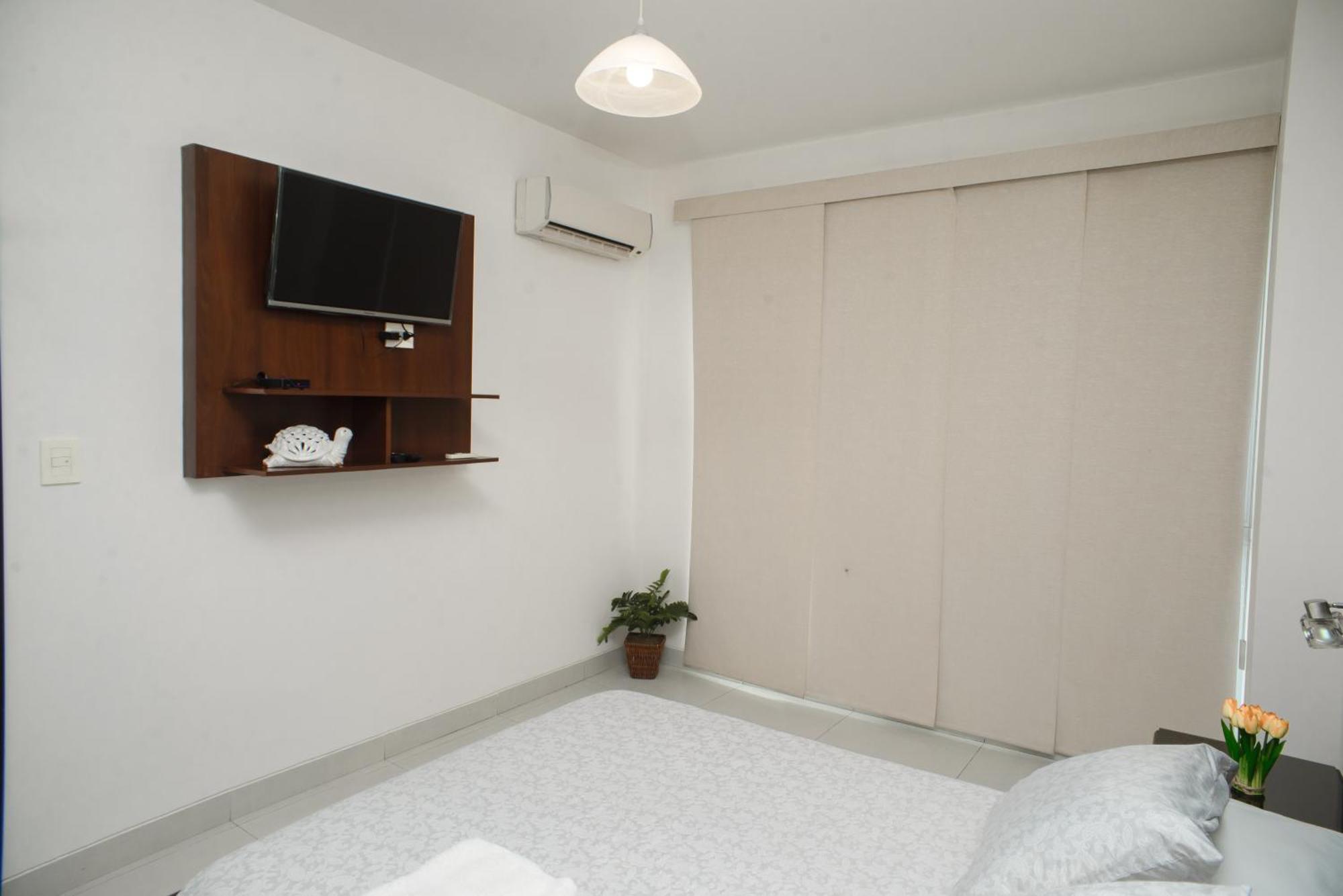Downtown Apartments "Altos Del Sur" Санта-Крус-де-ла-Сьєрра Екстер'єр фото